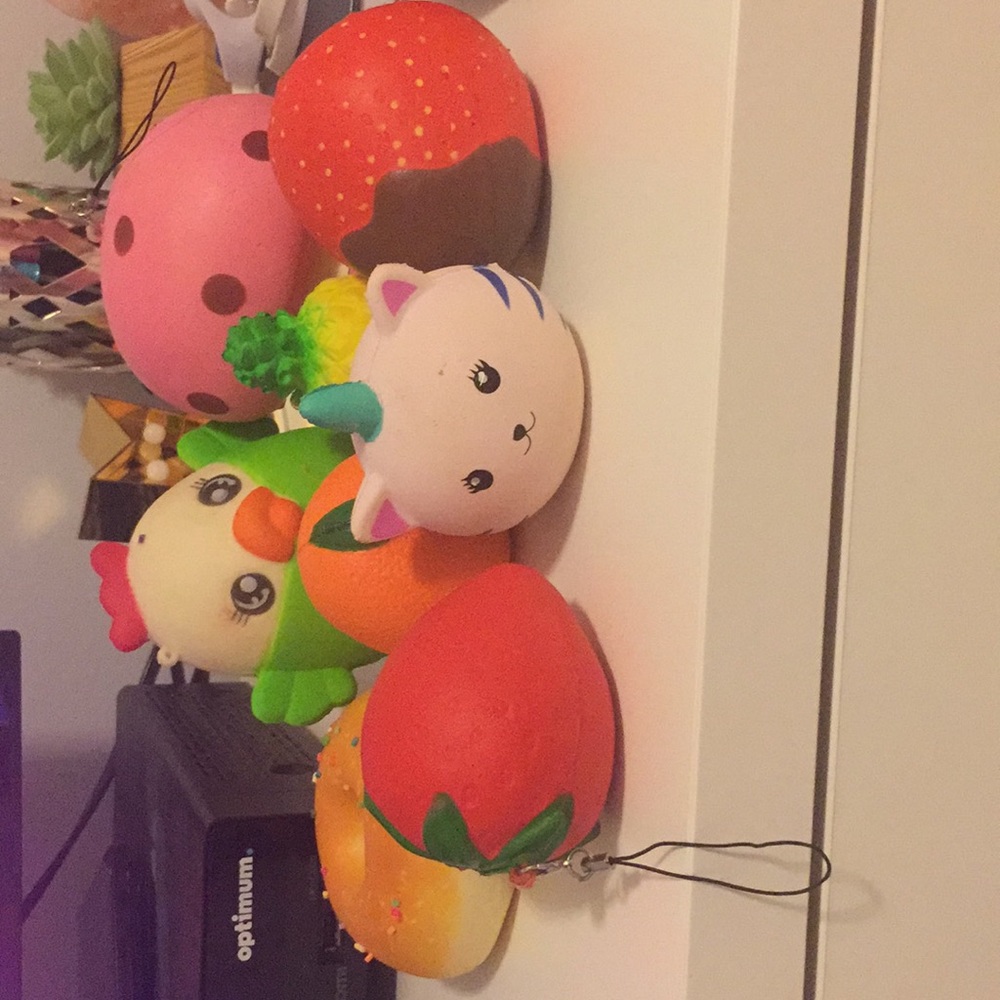 8 piece asorted squishy